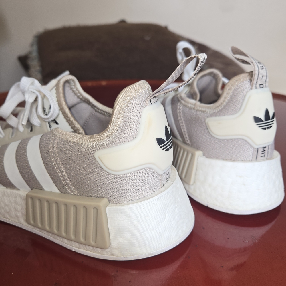 Adidas NMD R1 Wonder Beige White Women 6.5 Mens 4.5 Sneakers Shoes - Picture 8 of 16
